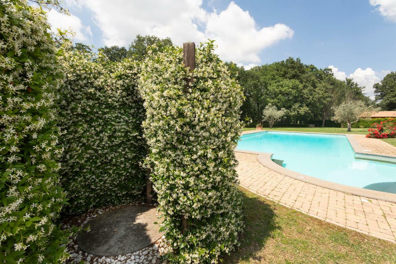 Villa In Via Della Marcigliana Casale Torre San Giovanni Экстерьер фото