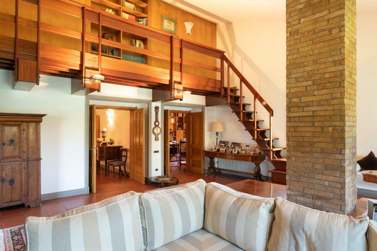 Villa In Via Della Marcigliana Casale Torre San Giovanni Экстерьер фото